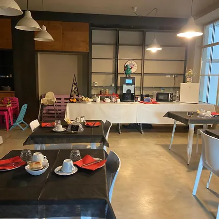 Szálloda La Scuderia Sarzana